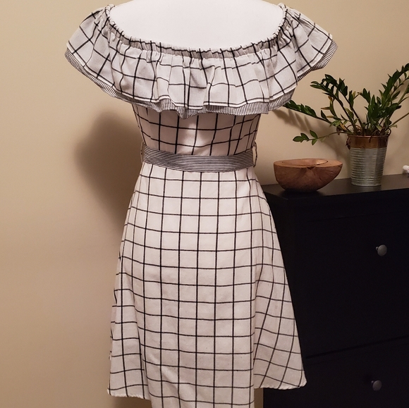 Button down dress - Picture 3 of 3